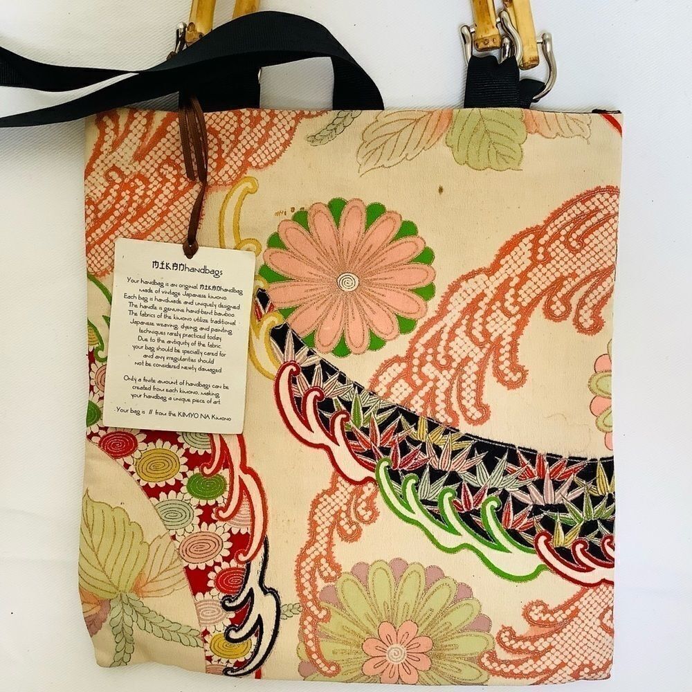 Collectible MIKAN HANDBAG MADE FROM A VINTAGE KIMONO - Picture 11 of 13